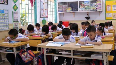 Nghiêm cấm giáo viên tổ chức hoặc tham gia dạy học trước chương trình lớp 1